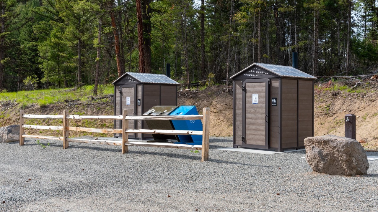 Wishbone-John-Jumbo-Outhouses-at-Kentucky-Alleyne-Provincial-Park